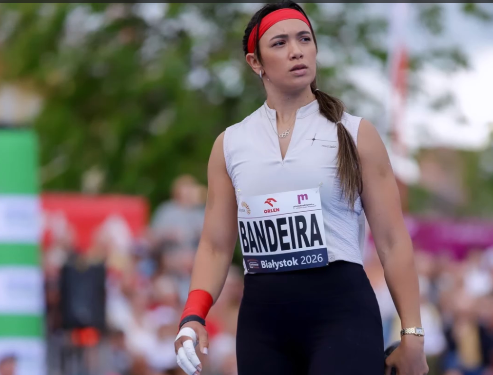 eliana bandeira.png