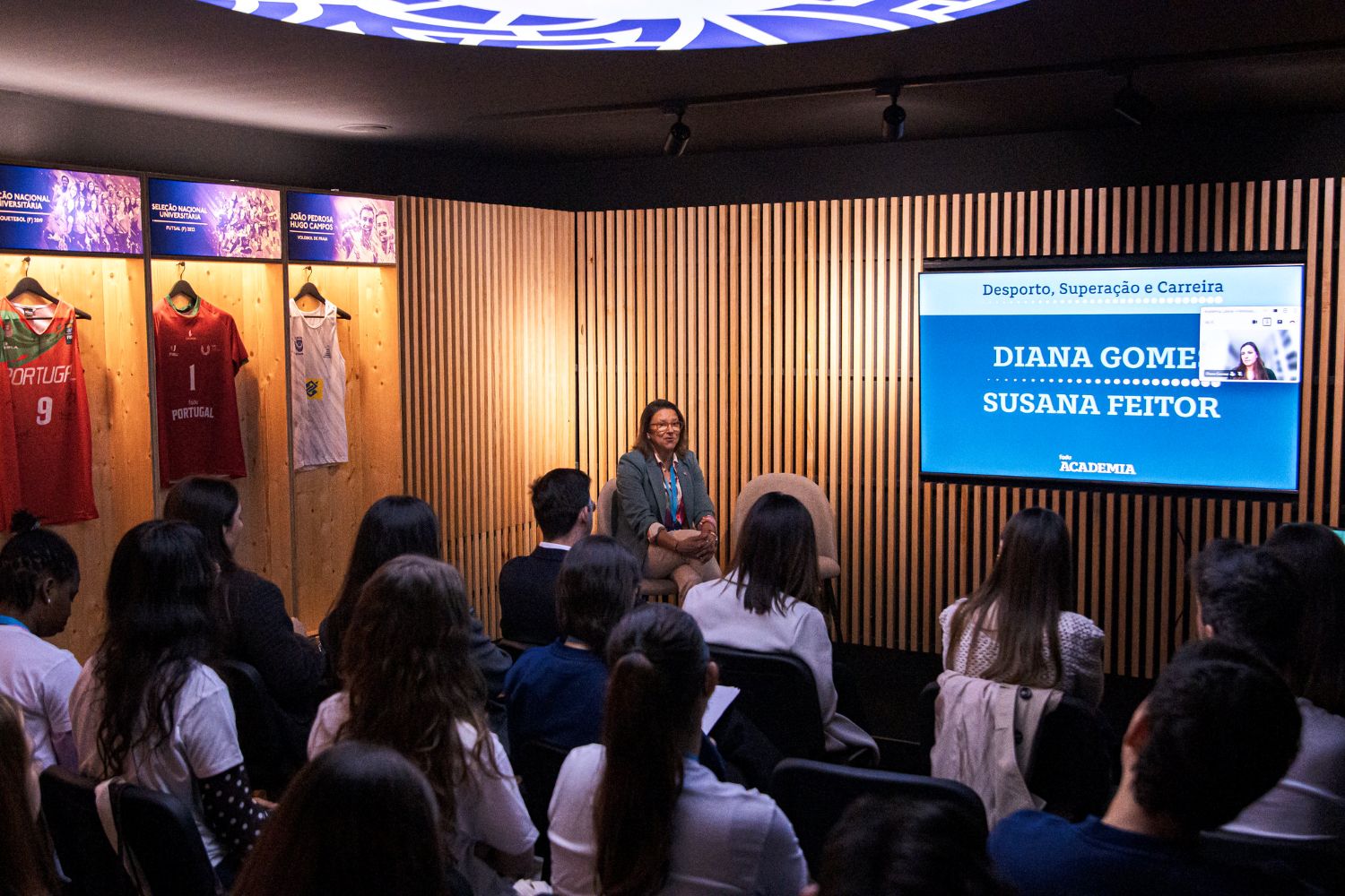 FADU promove programa LIDERAR +Feminino com participação do COP