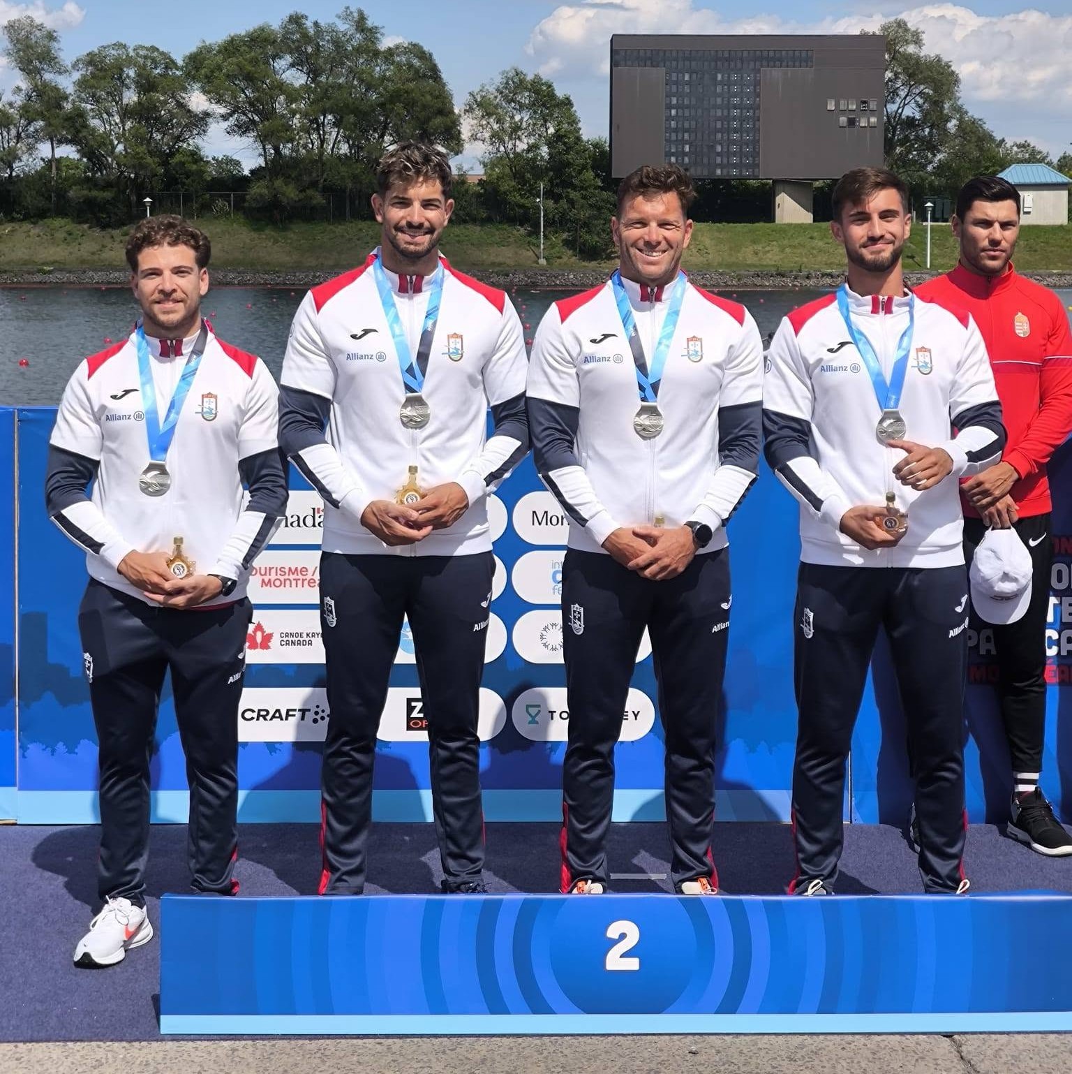 k4 podio taca do mundo.jpg