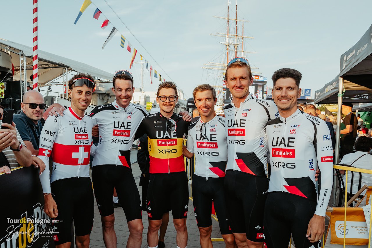 joao almeida tour polonia.jpg